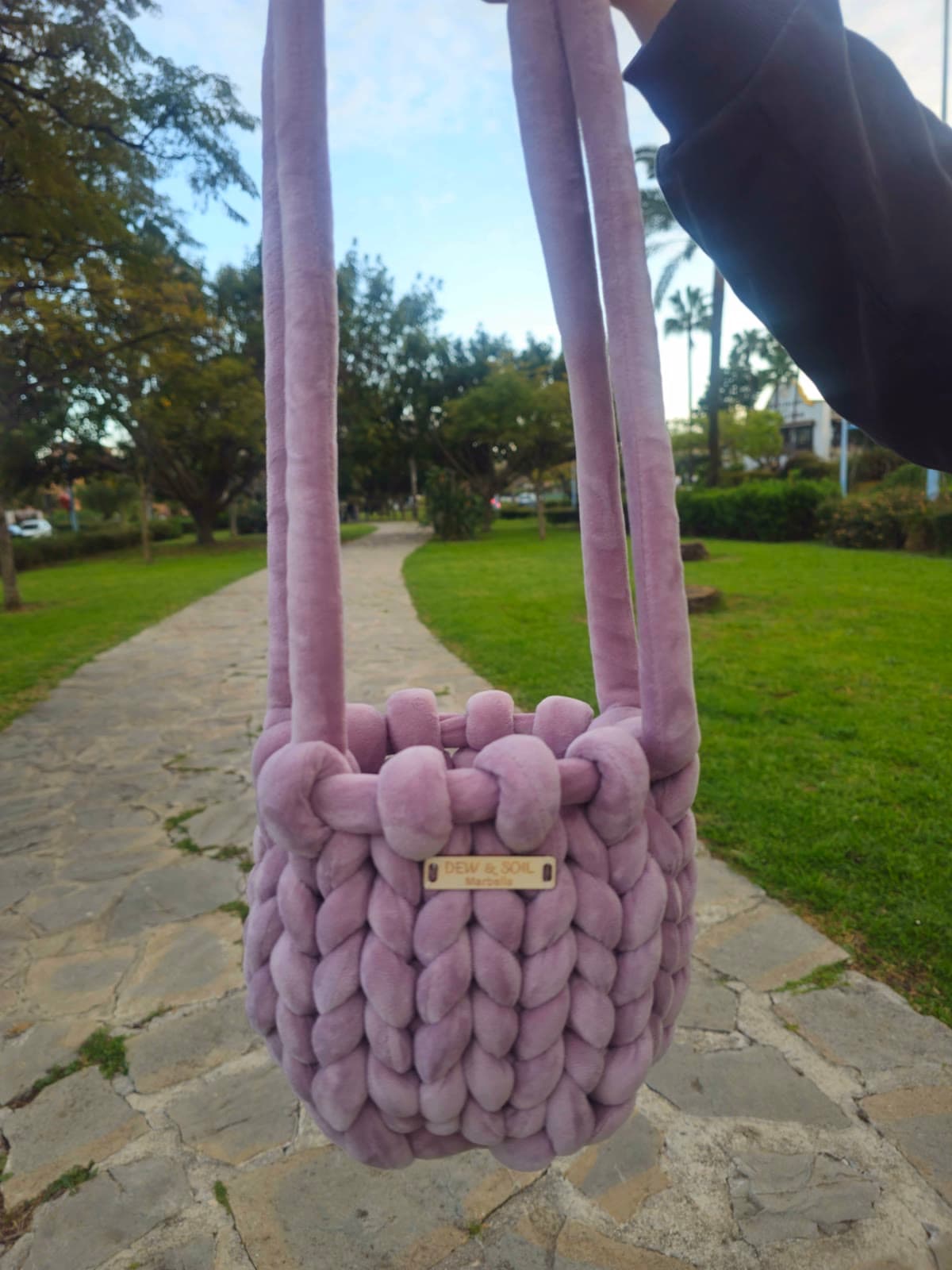 5 Handmade Accessories to Refresh Your Spring Wardrobe