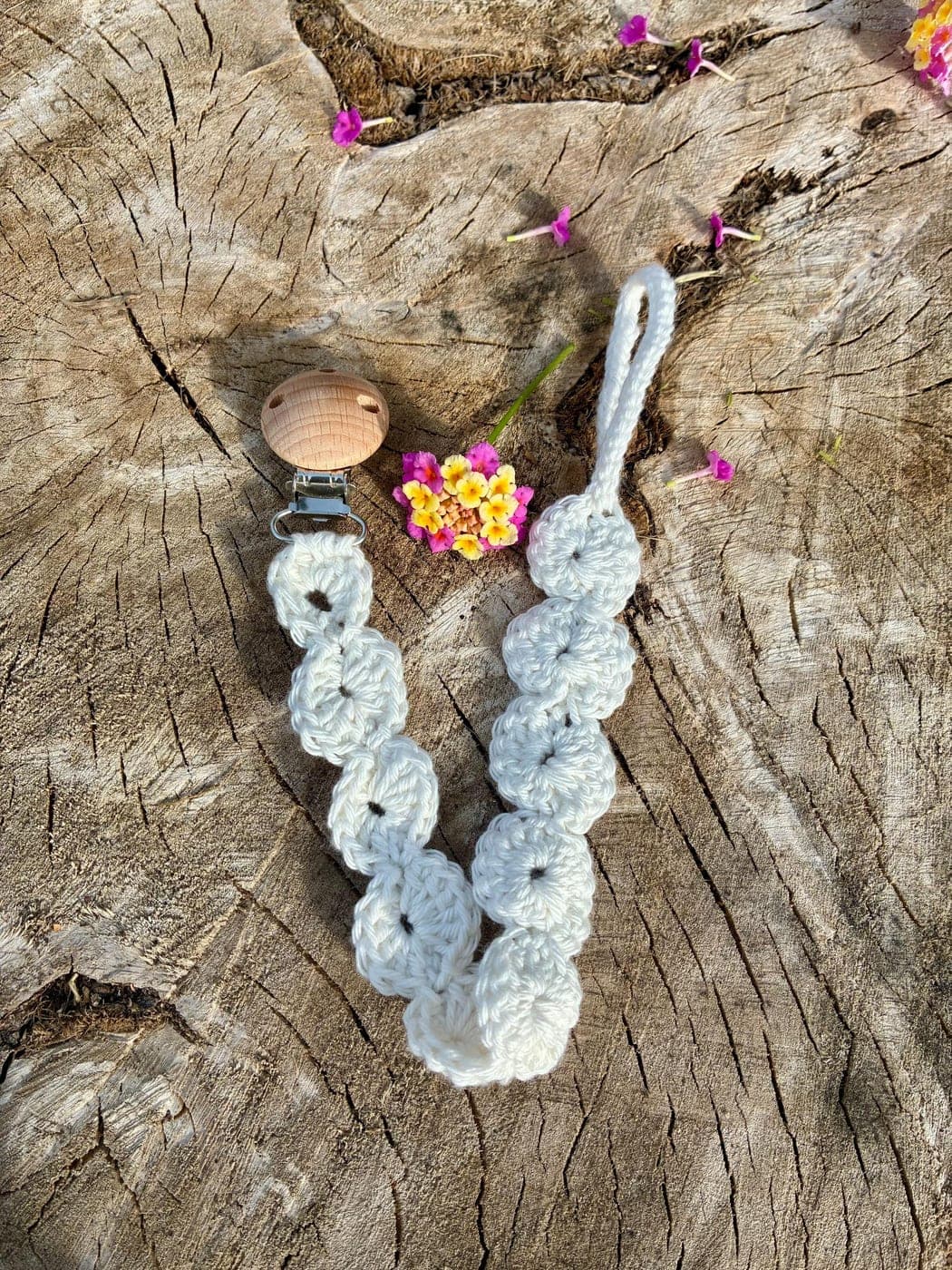 Crochet Baby Pacifier Clip product photo