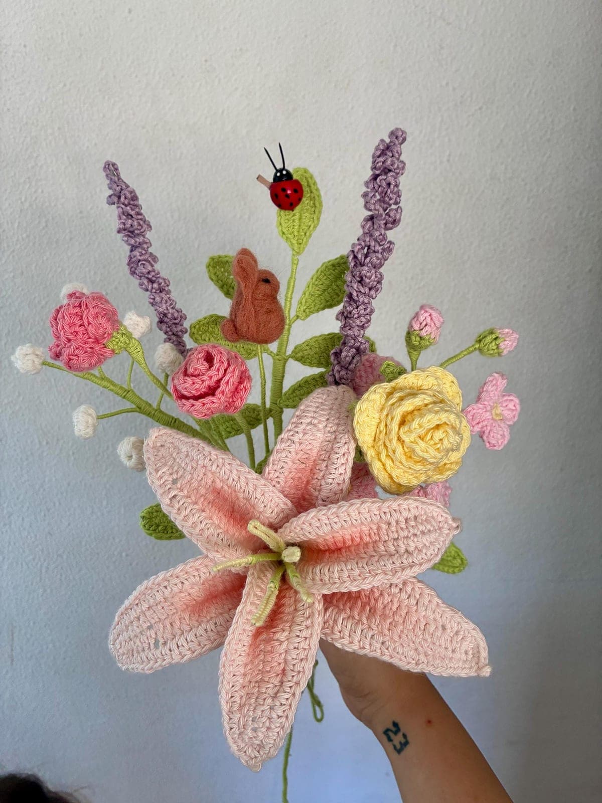 Crochet Flower Bouquet photo 2